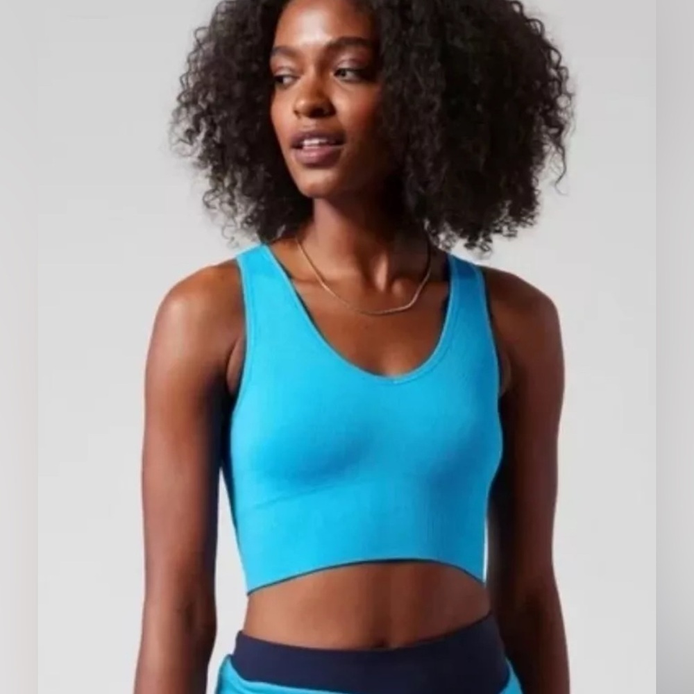 Athleta Crop Rib Tank Women’s Size M Santorini Blue V-Neck Active Wear Yoga